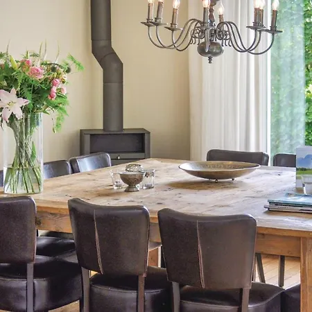 Holiday home Stunning In With Wifi